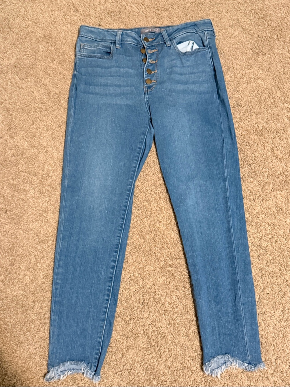 Just USA Women's Skinny Jeans in Medium Blue with Frayed Hem